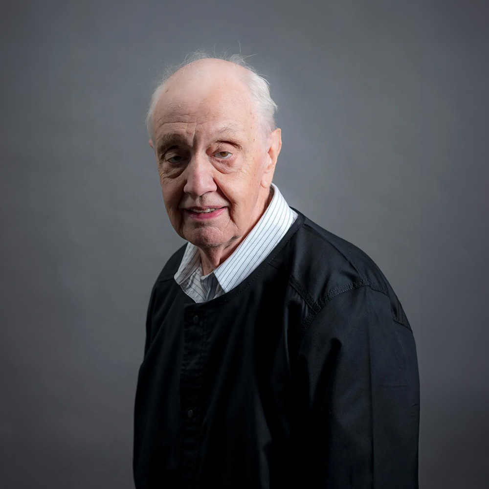 Dr. Aaron Tropmann Dr. Gary Oyster | Sports Mouthguards, Veneers and Ceramic Crowns